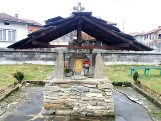 Параклис - с.Орешак — Орешак