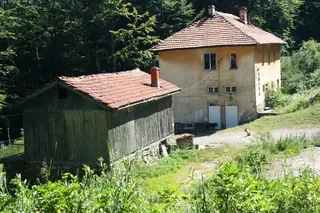 Хижа "Кашана" — Църквище
