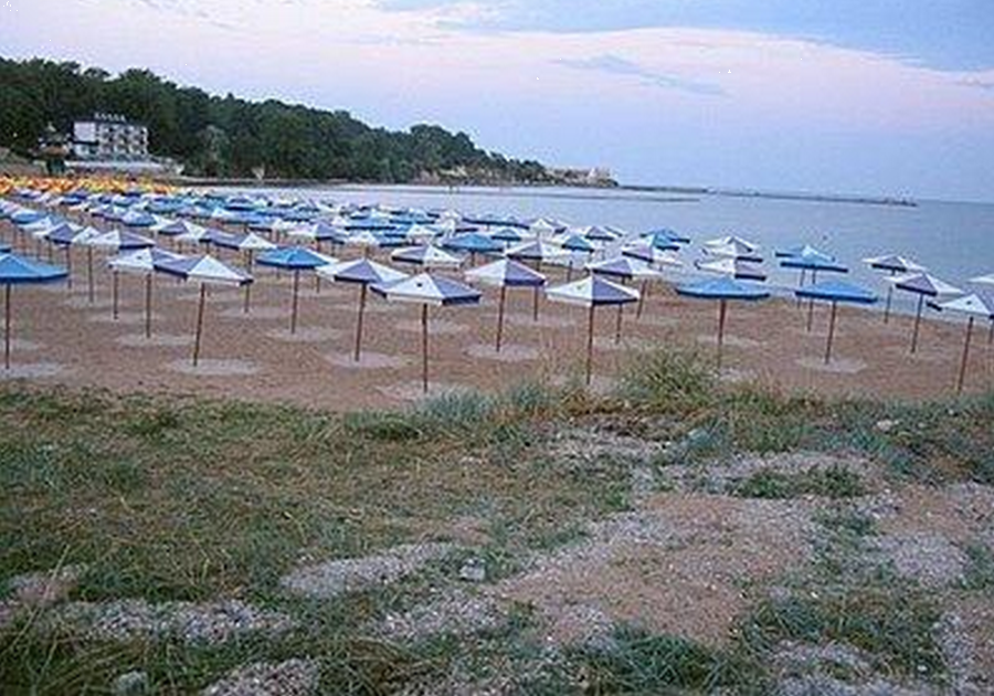 Централен плаж - Балчик