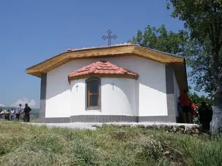 Параклис "Св. Илия" - Богородица — Богородица