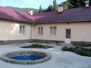 Хижа "Славянка" — Парил