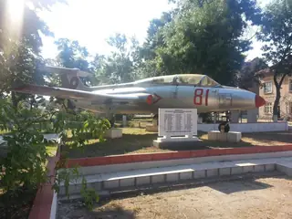 Паметна плоча на загиналите във войните - Орешец — Орешец