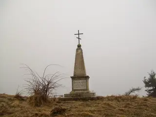Паметник-братска могила на загиналите руски войни - Шипка — Шипка