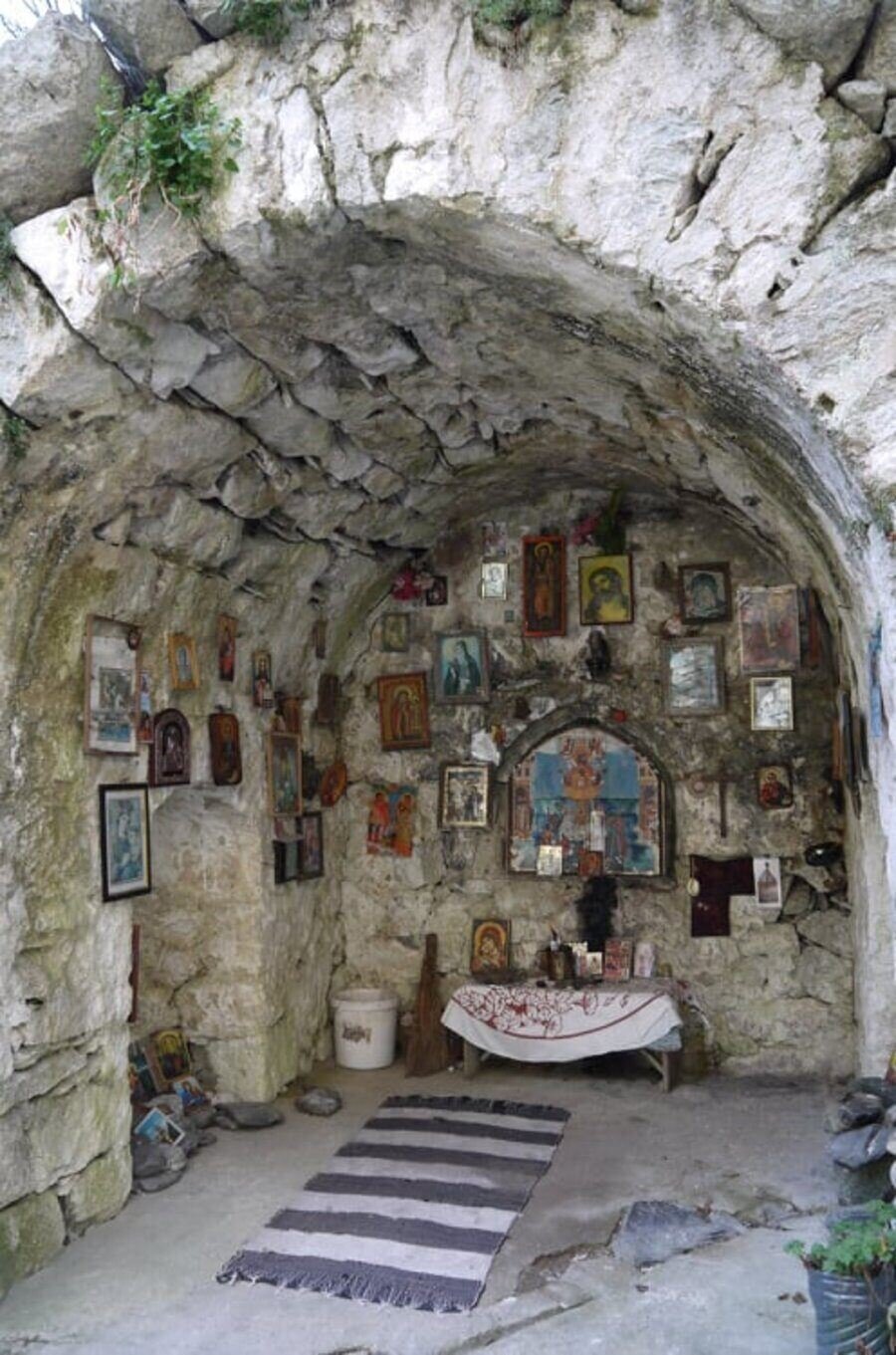 Параклис и аязмо до Сопотски водопад - Сопот