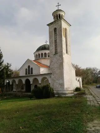 Храм "Свети Пророк Илия" - Долни Дъбник — Долни Дъбник