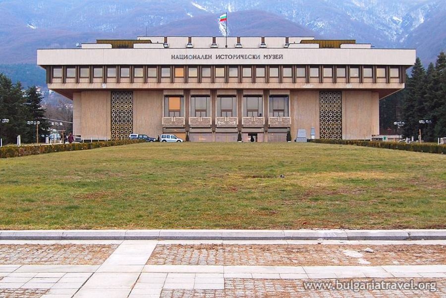 Национален исторически музей - София